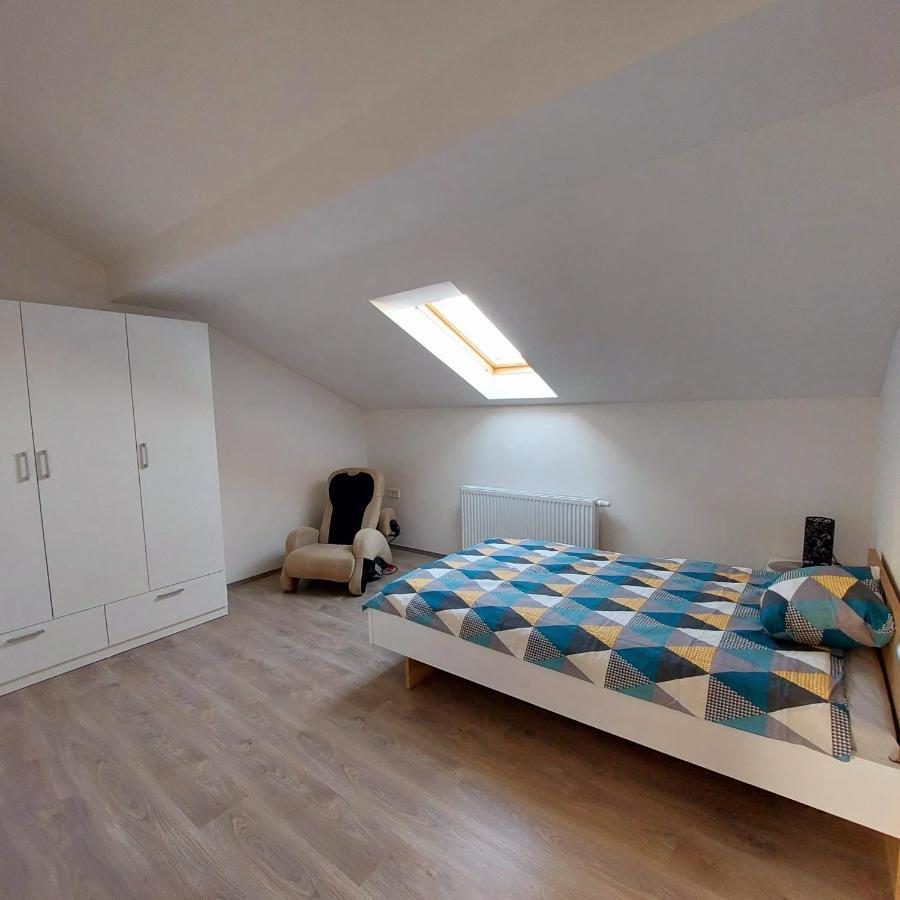 Apartmán Cestate
